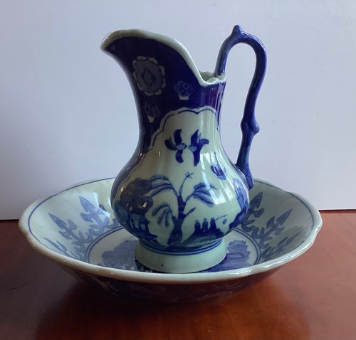 Chinese willow pattern blue - willow,