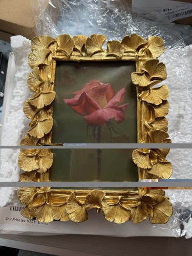 Gold coloured picture - gold,