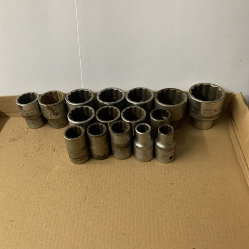 Vintage elora sockets made - ,