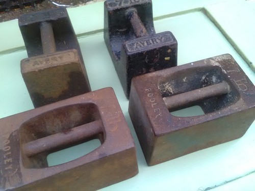 4no vintage 7lb cast iron - 4no.,