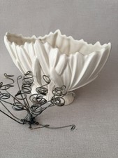 Wonderful Vintage White Sylvac Mantle Hyacinth Vase 2456 INC Original Wire Frog