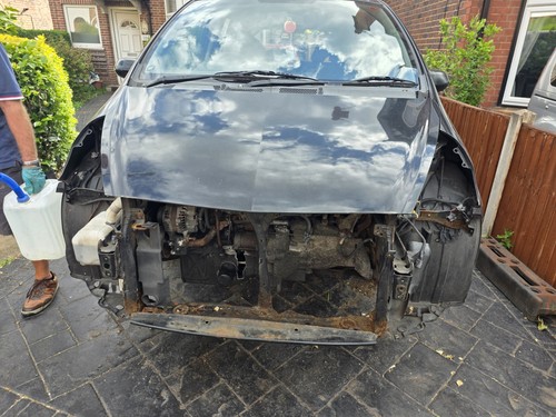 Breaking honda jazz 2 dsi - jazz,