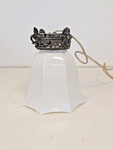 Vintage art deco - white, milk