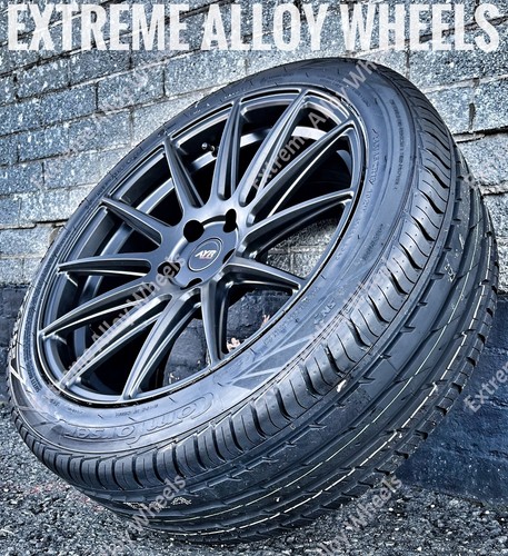 Black alloy wheels - 18",