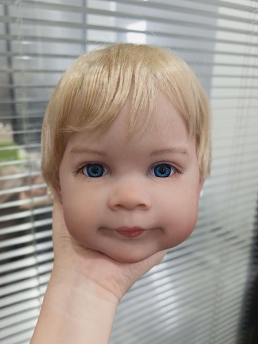 Collectible toddler reborn - 30",
