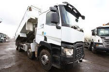 2015 RENAULT 8X4 TIPPER TRUCK