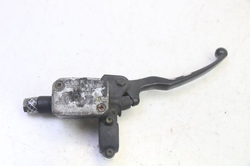 Front master cylinder - front,