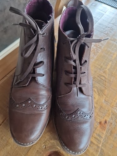 Tamaris brown leather short - tamaris,