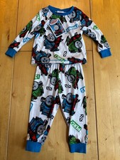 Brand Threads Character