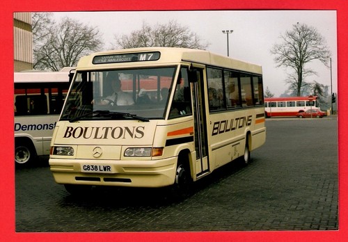 Bus photo boultons g838lwr - bus,