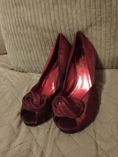 Size 4 Burgundy graceland Shoes