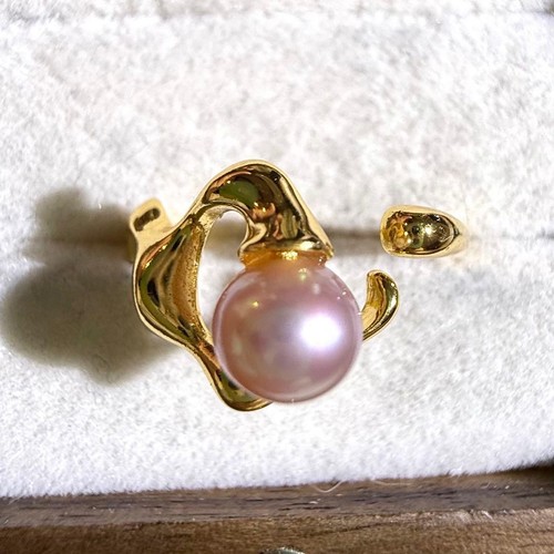 Natural freshwater pearl - freshwater,
