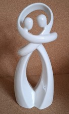 Circle of Love Inflow Figurine