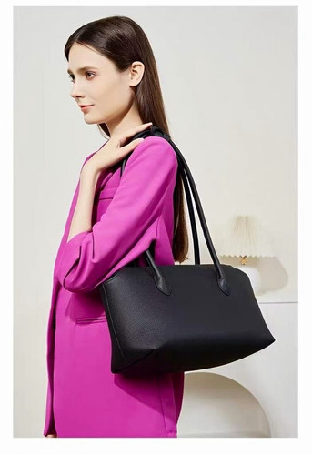 Women black leather tote - black,