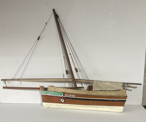 Kenyan handmade wooden model - kenyan,