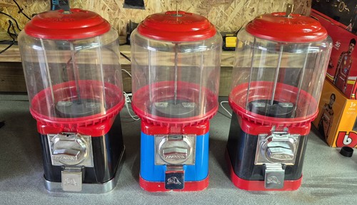 Beaver gumball vending - gumball,