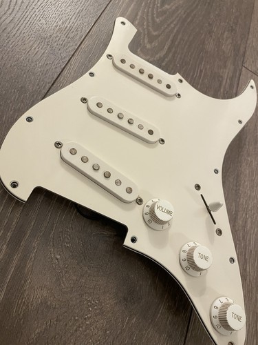 Strat guitar style loaded - style,