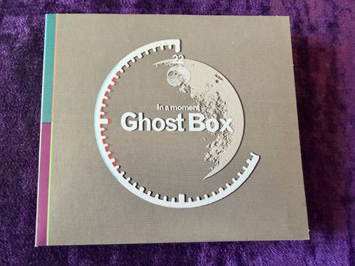 Moment ghost box - moment, box'
