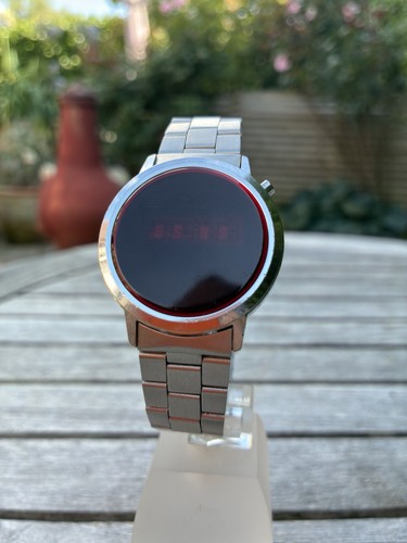Vintage led watch gents 70s - vintage,