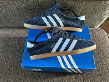 adidas Berlin  Size 9