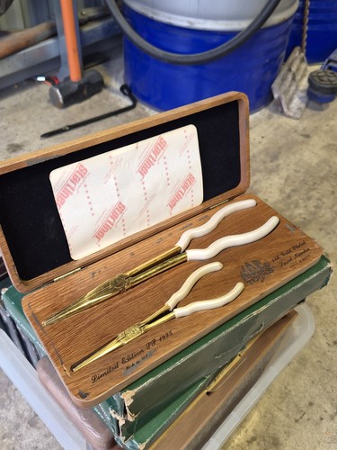Mac tools gold pliers - tools,