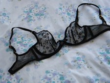 Agent Provocateur 32D