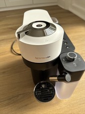De'Longhi Nespresso Lattissima
