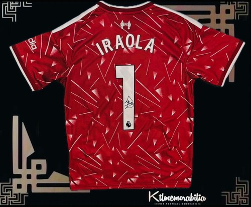 Signed andoni iraola - signed, liverpool