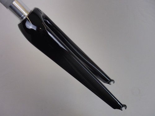 Dynamic carbon track - f-13,
