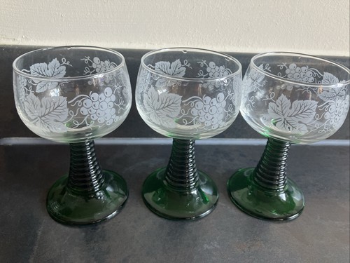 Vintage grape vine green - 3,