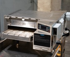 Turbochef Conveyor Pizza Oven