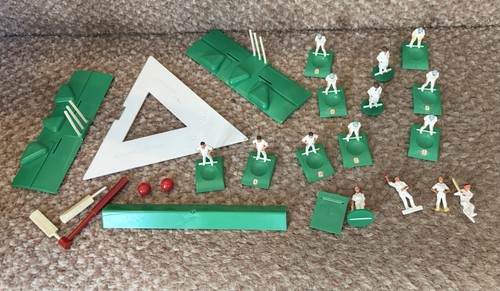 Vintage subbuteo table cricket - subbuteo,