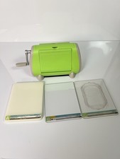 Cuttlebug Embossing Machine Provo Craft Machine Lime Green in Great Shape