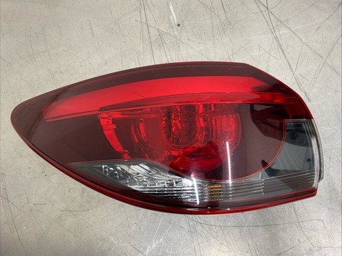 Mazda estate 2016 passenger - 6,