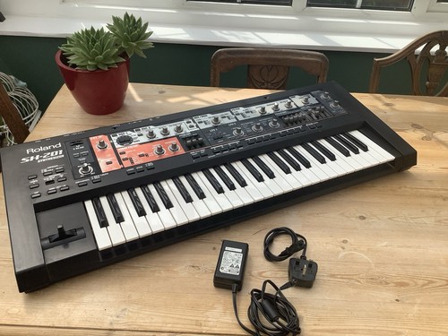 Roland 201 analogue - sh-201,