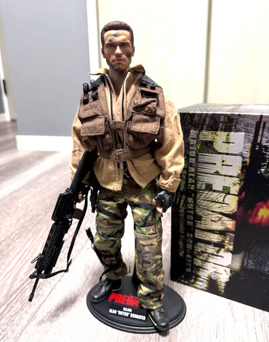 Hot toys mms72 - toys, predator
