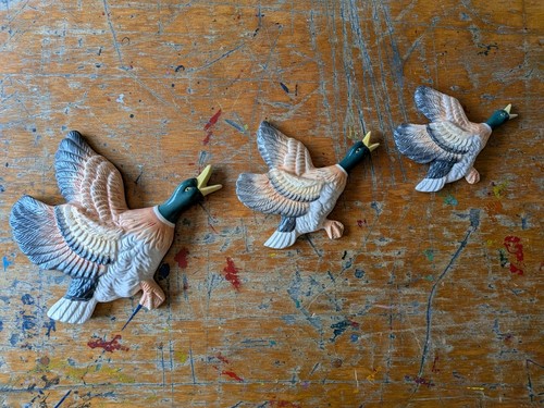 Vintage flying duck ceramic - flying,