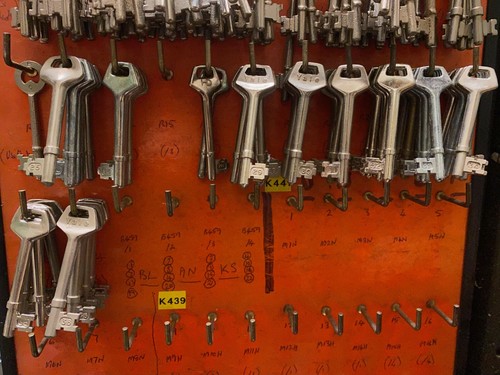 Yale pre cut keys - yale,