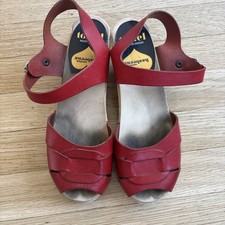 Swedish Hasbeens Peep Toe Wood Clog Sandals Size 36 Red
