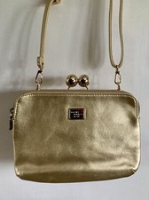 VINTAGE PETER KAISER GOLD FAUX LEATHER TOP HELD CROSSBODY CLUTCH PURSE HANDBAG