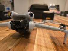 DJI Mini 4 Pro Fly More Combo