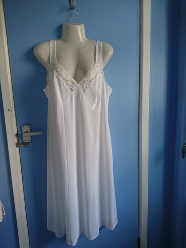 Vtg marks spencer white - vtg,