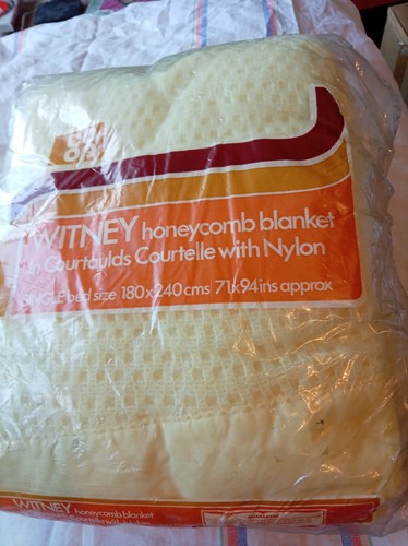Vintage blanket throw yellow - vintage,