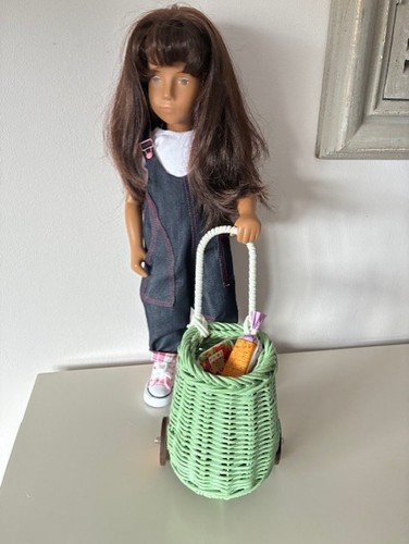 Vintage sasha doll - sasha, sized
