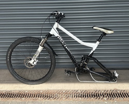 Giant yukon mountain bike - giant,