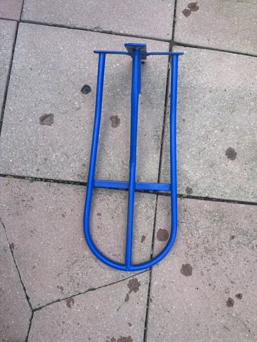 Wall mounted saddle rack - mounted,
