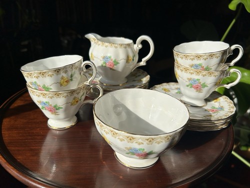 Grosvenor bone china vintage - bone,