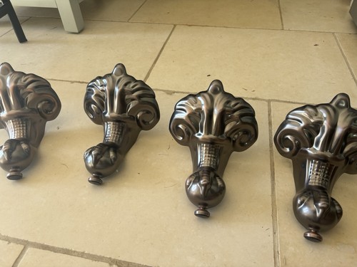 Oil brushed bronze - brushed, claw