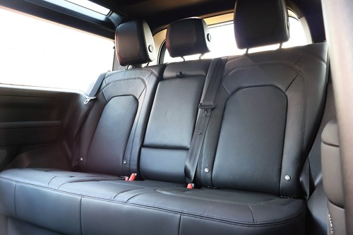 Land rover defender rear - land,