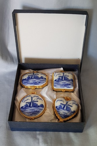 Delft set four - of,